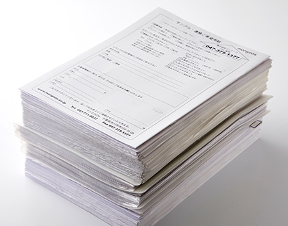 paper 書類の束